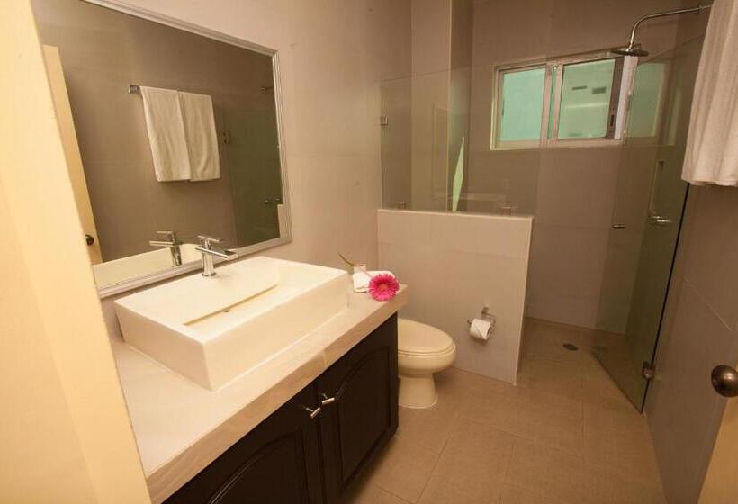 Huoneisto 2 Makuuhuonetta, Banderas Suites