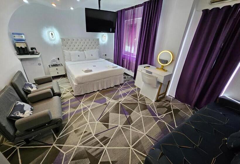 Номер Стандарт с Балконом, Amethyst House