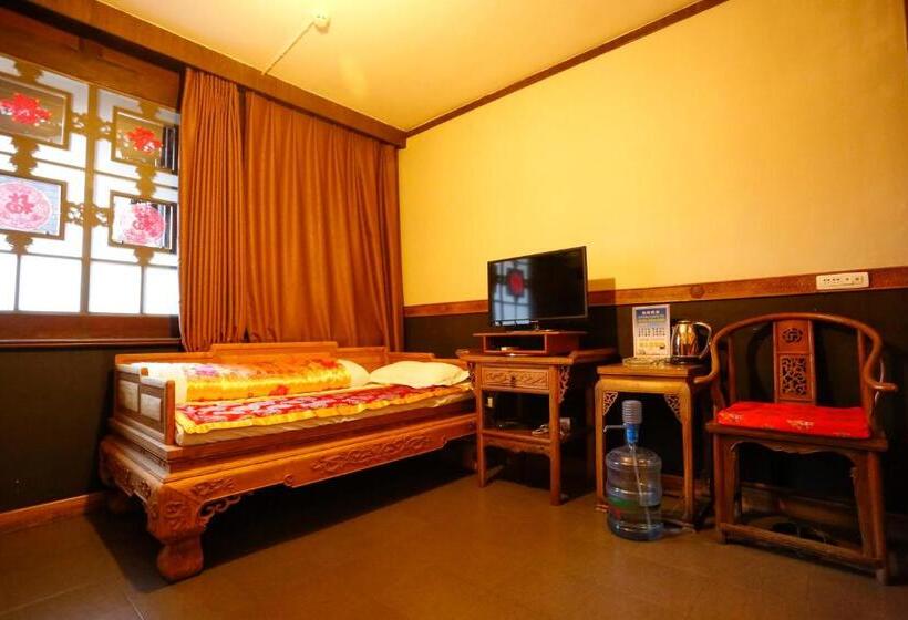 Семейный Номер, Pingyao Laochenggen Inn