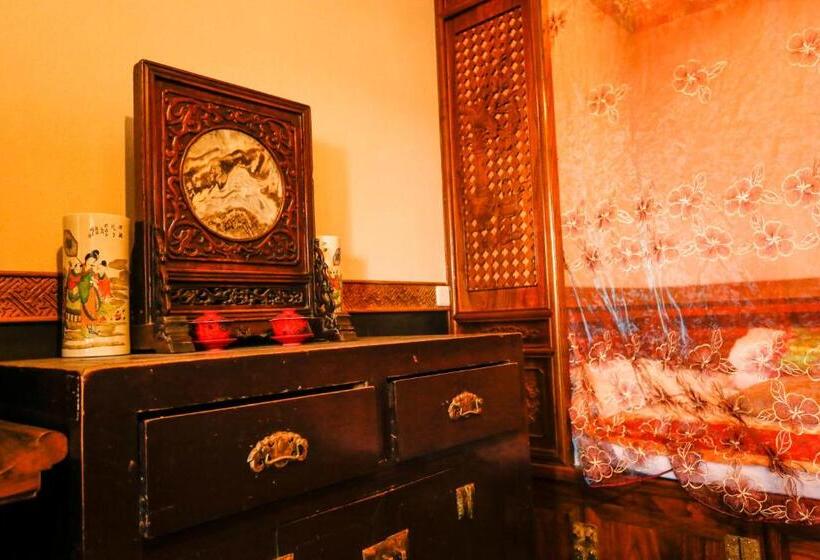 Семейный Номер, Pingyao Laochenggen Inn