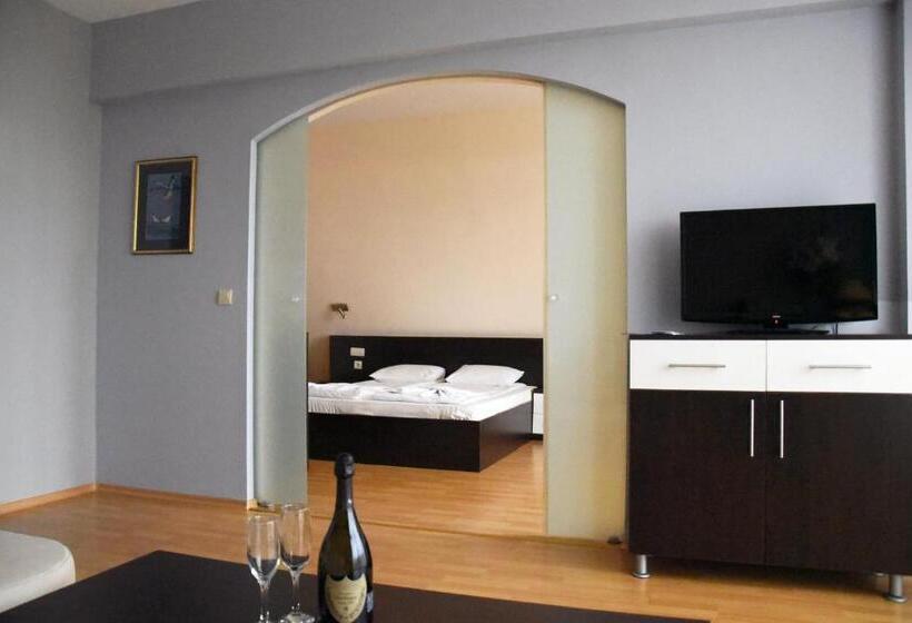 Люкс Вид на Море, Aparthotel Vris