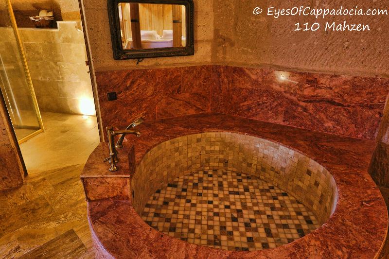 سوییت لوکس, Eyes Of Cappadocia Cave