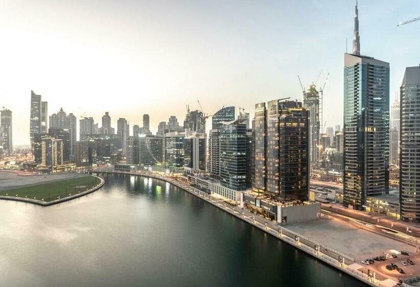Номер Superior Кровать Кинг, Renaissance Business Bay Hotel, Dubai