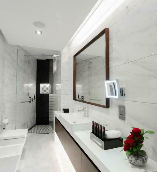 Полулюкс, Renaissance Business Bay Hotel, Dubai
