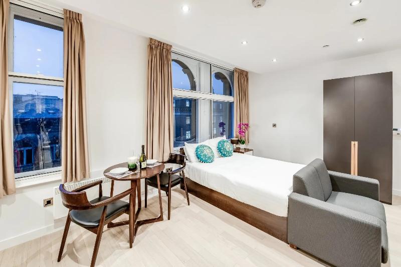 스탠다드 스튜디오, Terlon Apartments