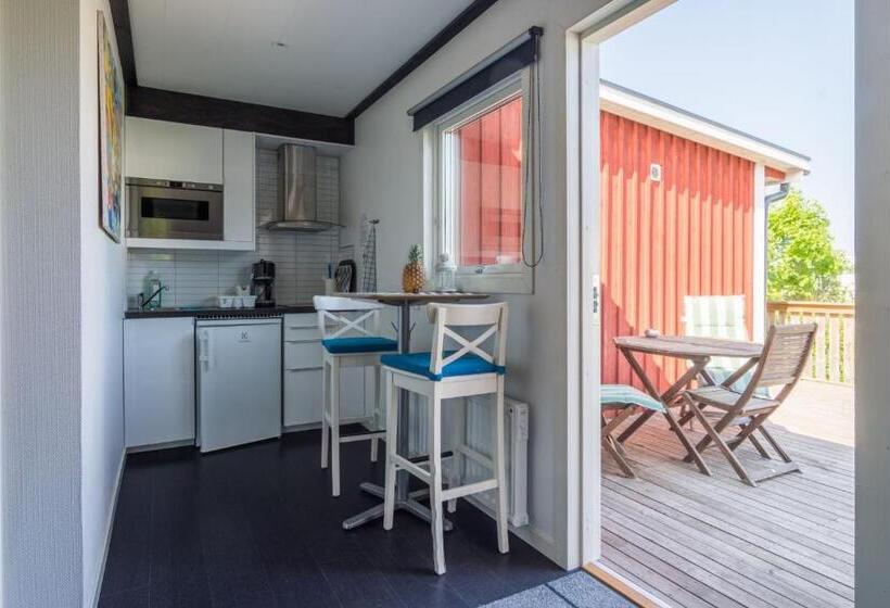 带1个卧室的带海景的公寓, Strandbaden Köpingsvik