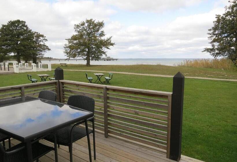 带1个卧室的带海景的公寓, Strandbaden Köpingsvik