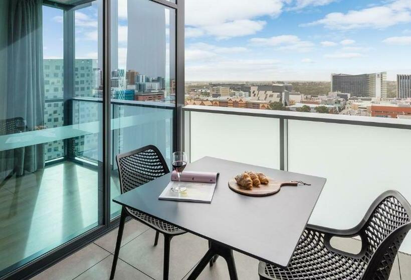 سوییت سوپریور, Avani Adelaide Residences