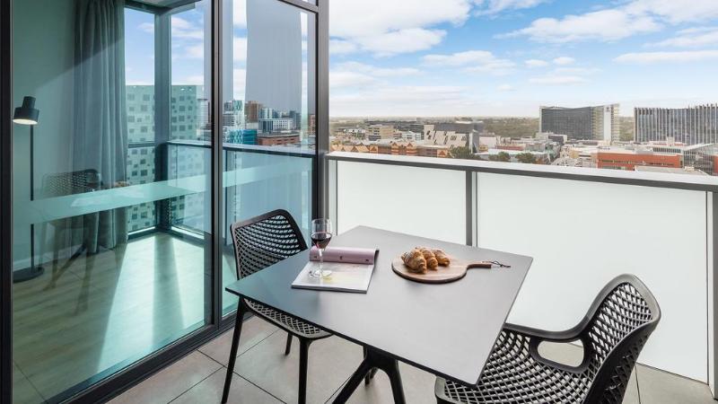 جناح سوبيريور, Avani Adelaide Residences