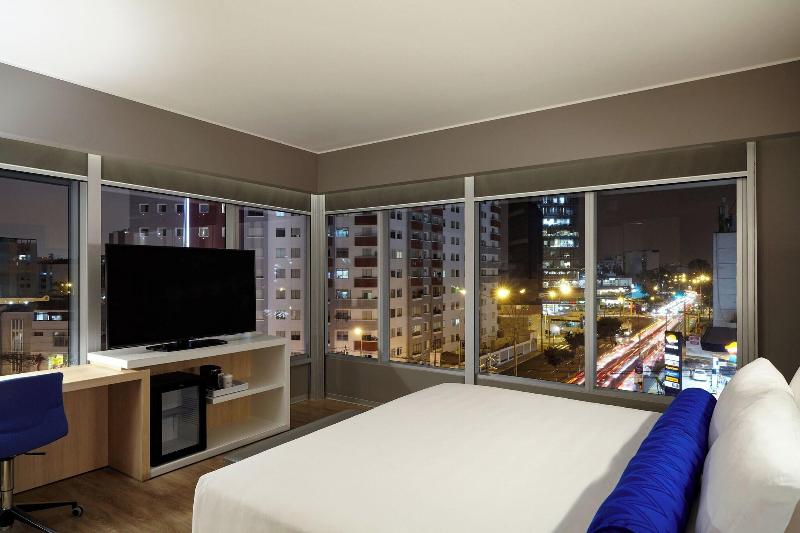 带大床的标准间, Aloft Lima Miraflores