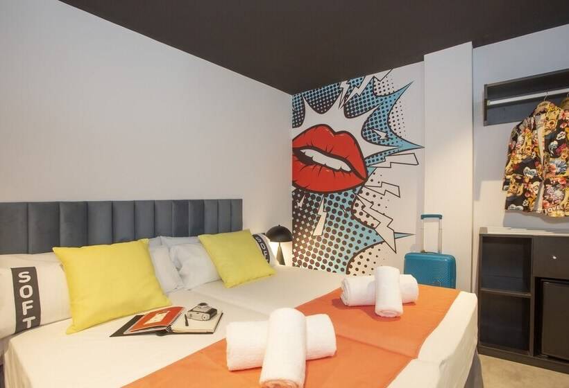 スタンダードルーム, Casual Pop Art Benidorm