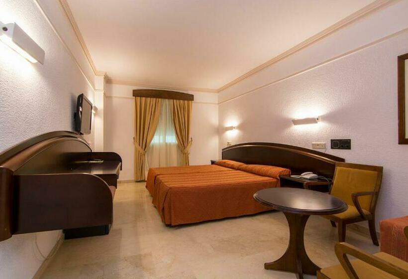 Habitación Estándar, Europa