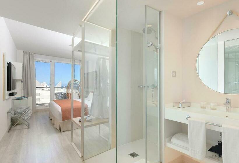 片側に海が見えるデラックスルーム, Amàre Beach Hotel Ibiza - Adults Recommended