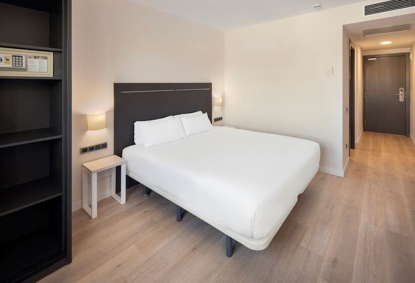 Номер Стандарт, B&b Hotel Barcelona Rubí