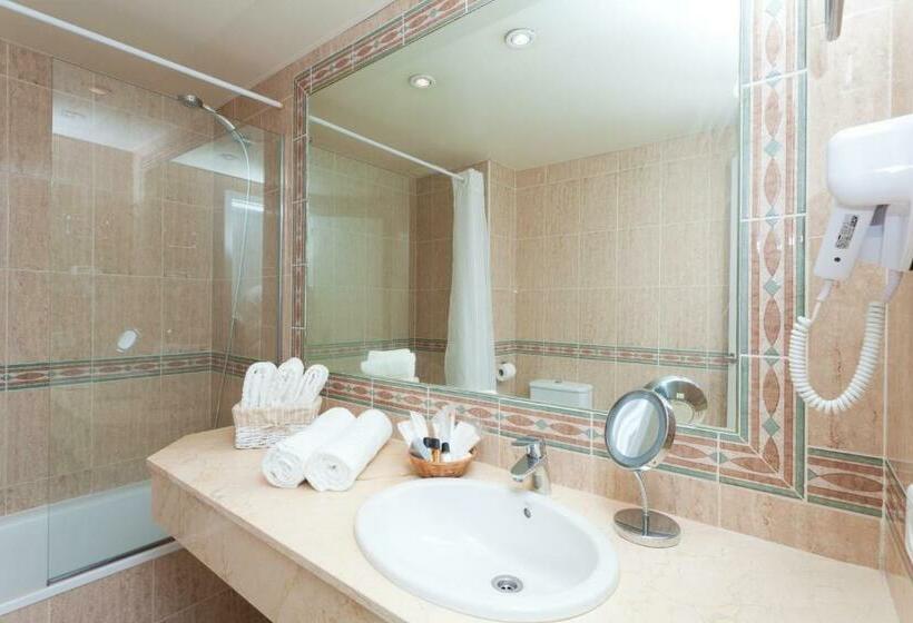 Suite Junior, Fergus Style Cala Blanca Suites