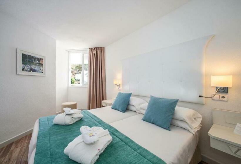 Suite, Fergus Style Cala Blanca Suites