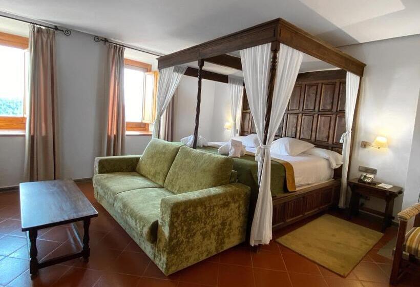 Люкс, Parador De Cardona