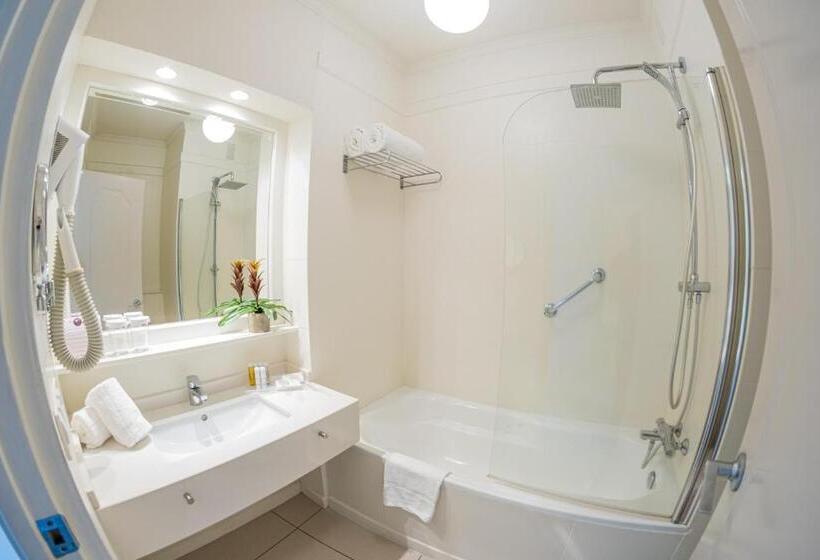 スタンダードシングルルーム, On Hotels Oceanfront - Adults Designed