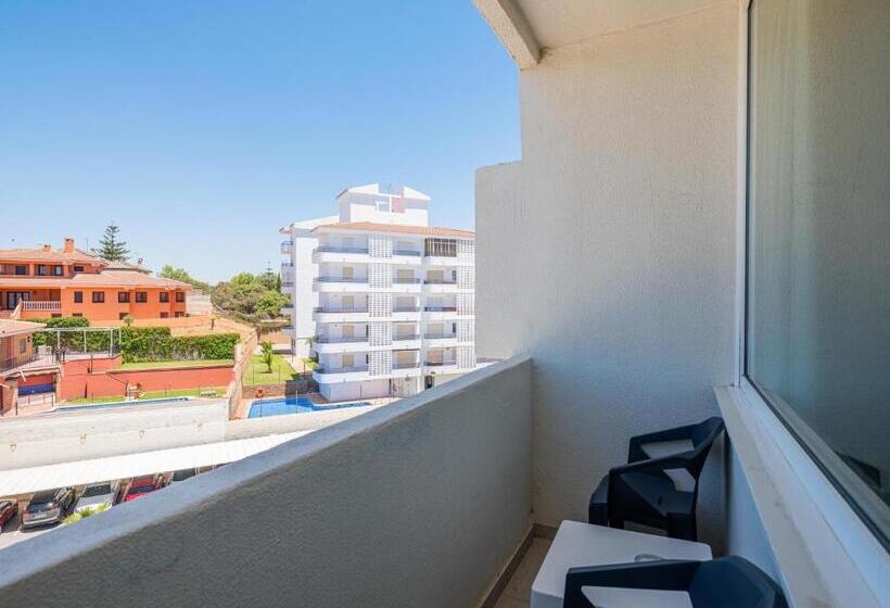 سوییت جونیور, On Hotels Oceanfront - Adults Designed