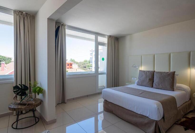 سوییت جونیور, On Hotels Oceanfront - Adults Designed