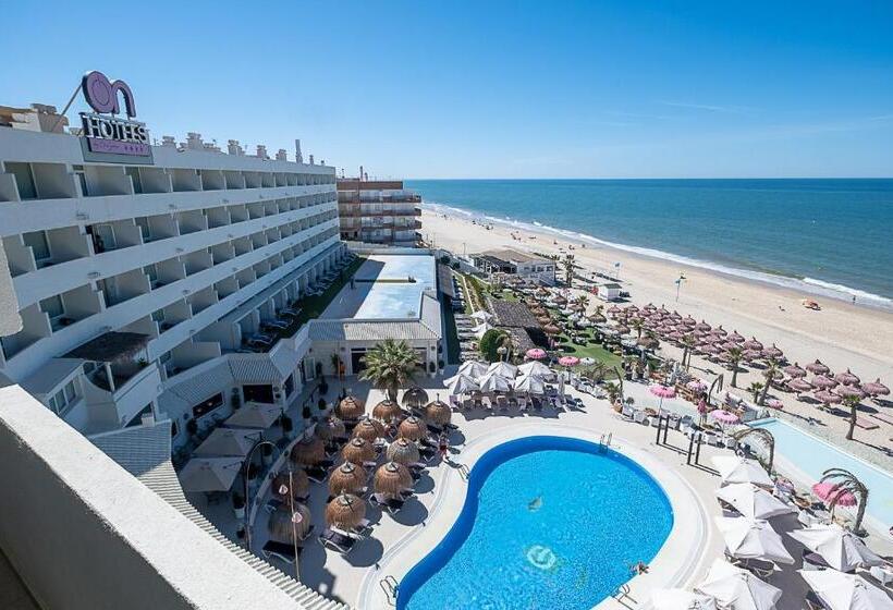 سوییت جونیور با چشم‌انداز دریا, On Hotels Oceanfront - Adults Designed