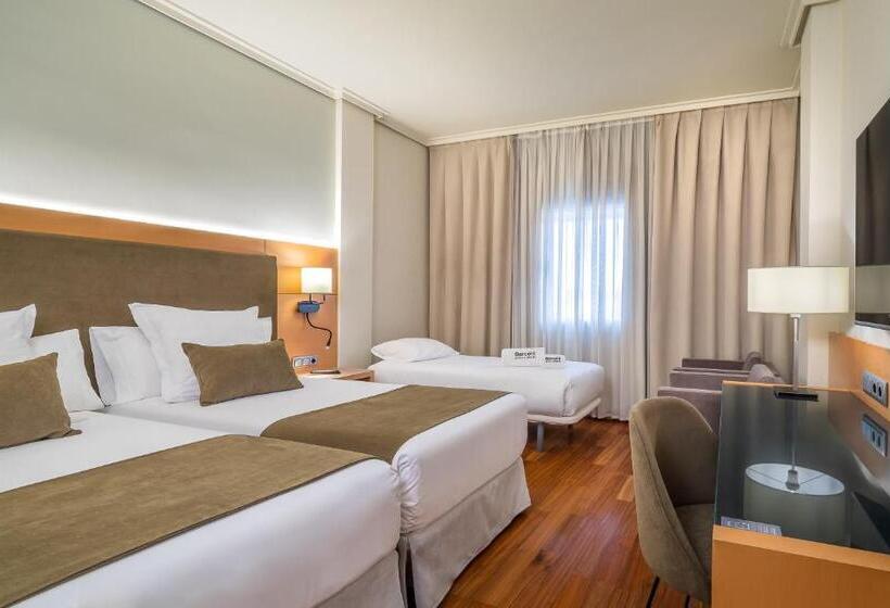اتاق سوپریور سه تخته, Barceló Murcia Siete Coronas