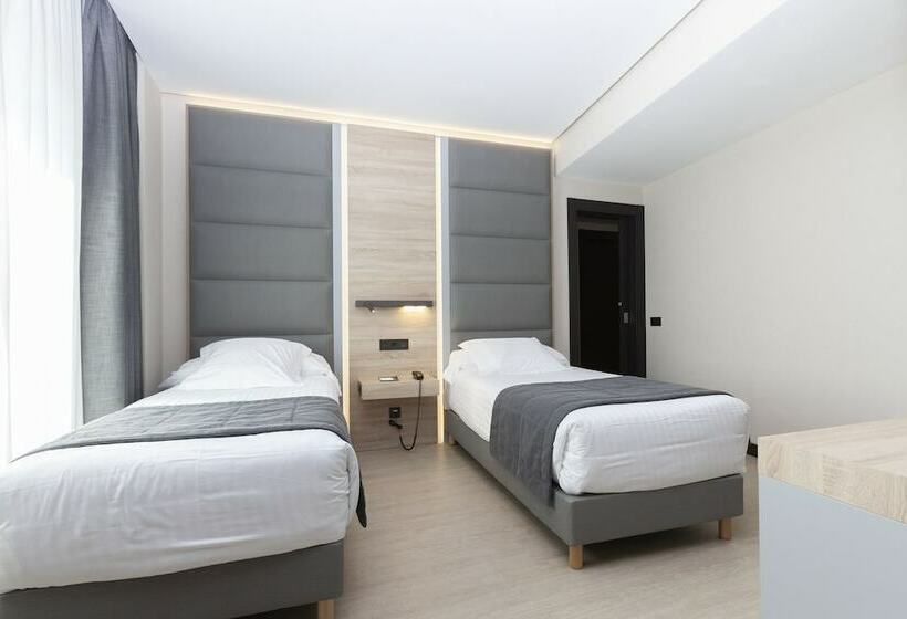 Habitación Estándar, Liabeny