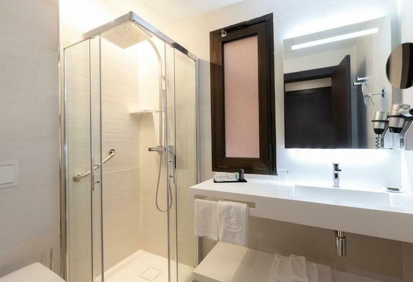 Habitación Familiar, Liabeny
