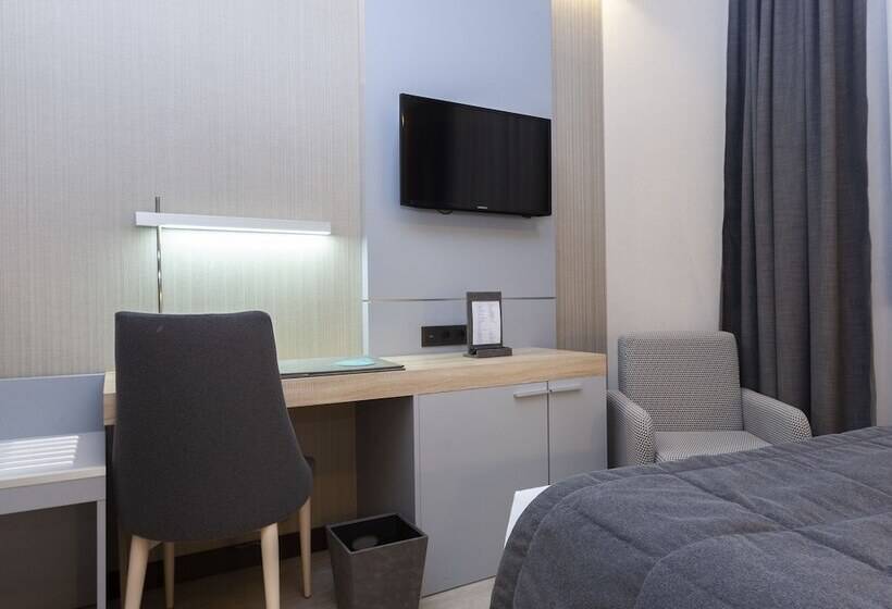 Habitación Estándar Individual, Liabeny