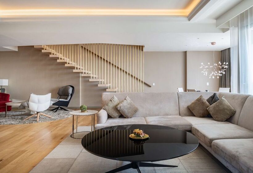 Полулюкс с Видом, NH Collection Madrid Eurobuilding