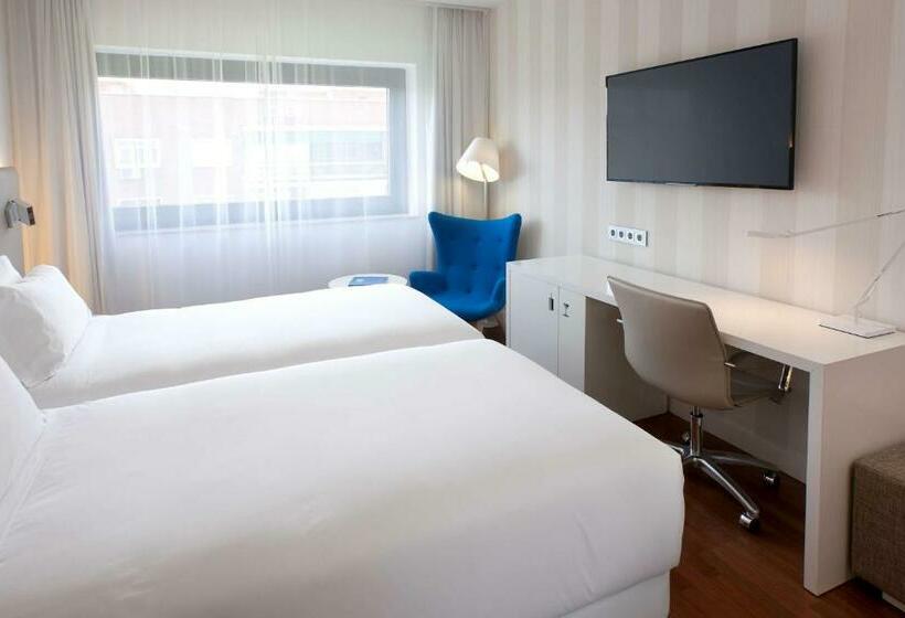 Standard Connecting Room, NH Madrid Ventas
