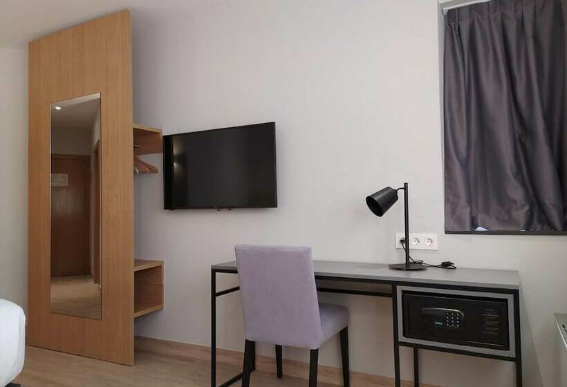 Семейный Номер, Ramada By Wyndham Madrid Tres Cantos