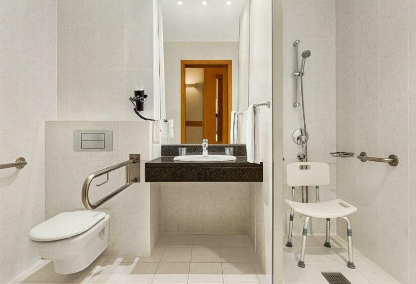 Номер Стандарт Адаптированный для Инвалидов, Ramada By Wyndham Madrid Tres Cantos