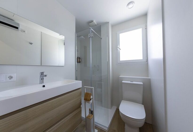 ２ベッドルームアパートメント, Apartamentos Rotilio
