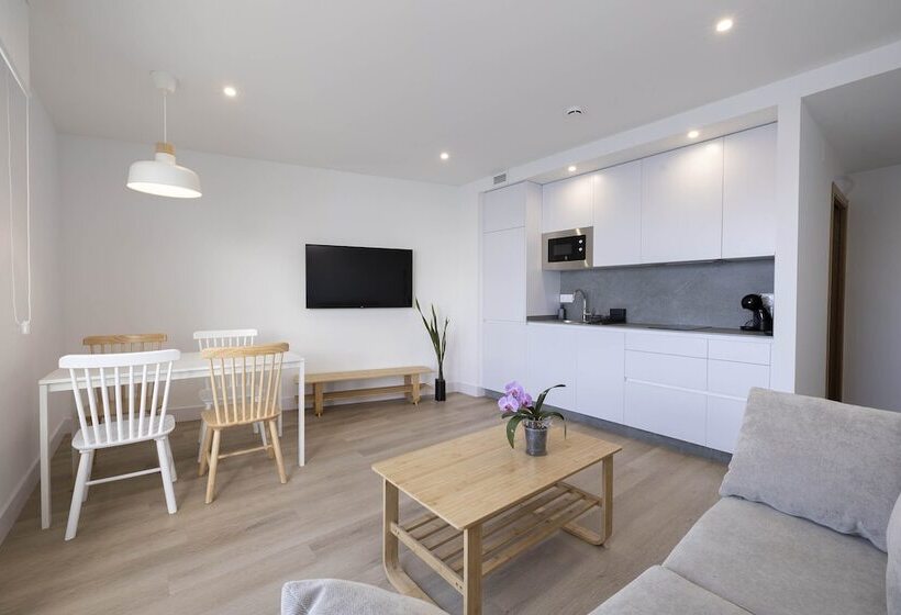 海の見える１ベッドルームアパートメント, Apartamentos Rotilio