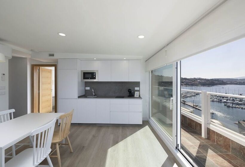 １ベッドルームペントハウスアパート, Apartamentos Rotilio