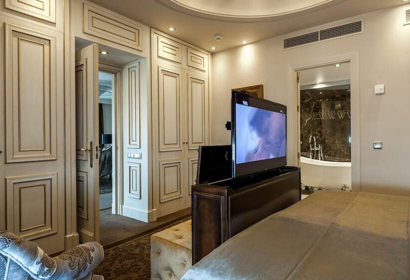 Junior Suite Club, Wellington Hotel & Spa Madrid