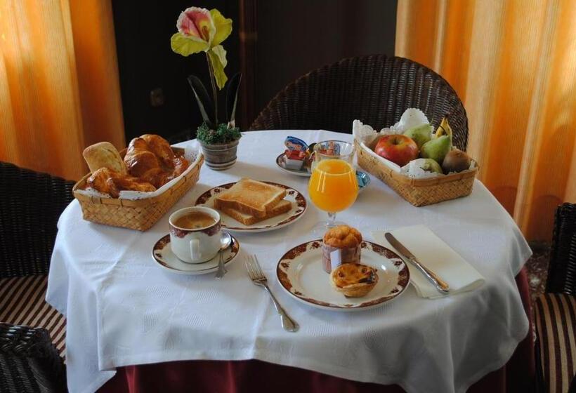 Номер Стандарт, Gernika   Adults Only
