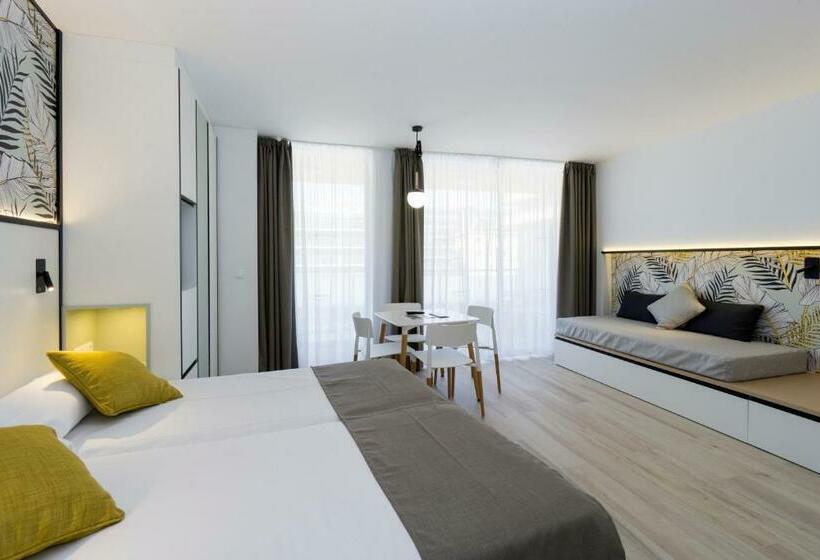 Семейный Номер Superior, Medplaya Hotel Calypso