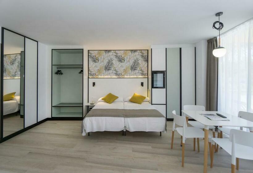 Семейный Номер Superior, Medplaya Hotel Calypso