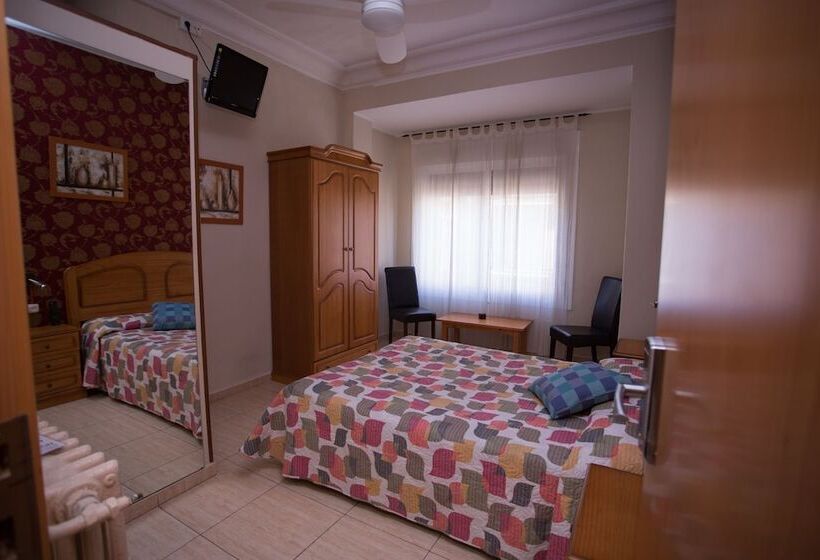 Standard-huone Jaettu Kylpyhuone, Hostal Navarra