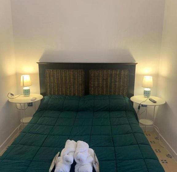 Номер Economy, Antilla Riad