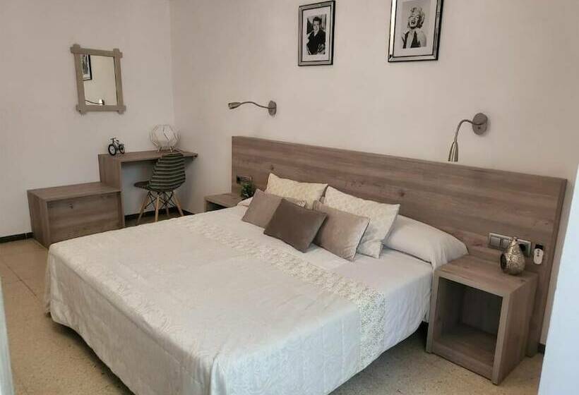 Номер Стандарт, Hostal Torras