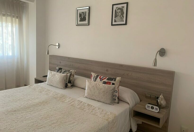 Номер Стандарт, Hostal Torras