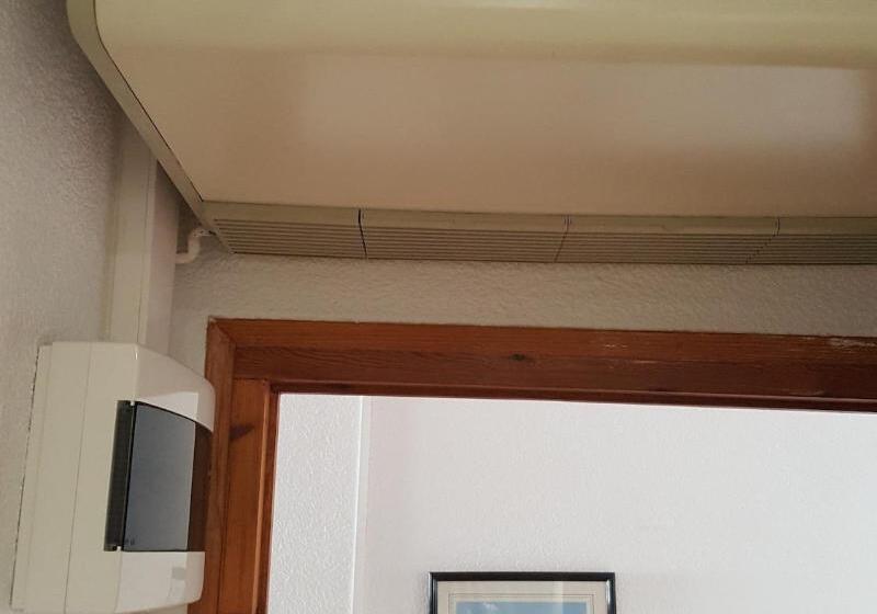 Номер Стандарт Индивидуальный, Hostal Residencia Catalina