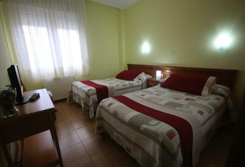 Номер Стандарт, Hostal Sanpatiel
