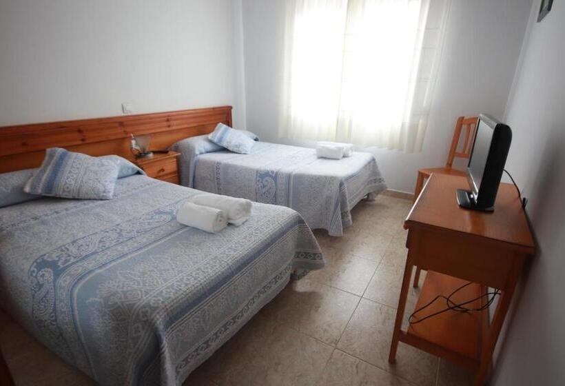 Номер Стандарт, Hostal Sanpatiel
