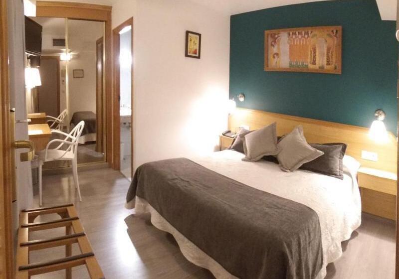 Номер Стандарт, Nest Style Santiago
