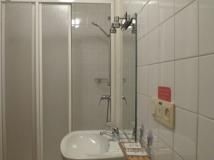 스탠다드 룸, Hostal Palas
