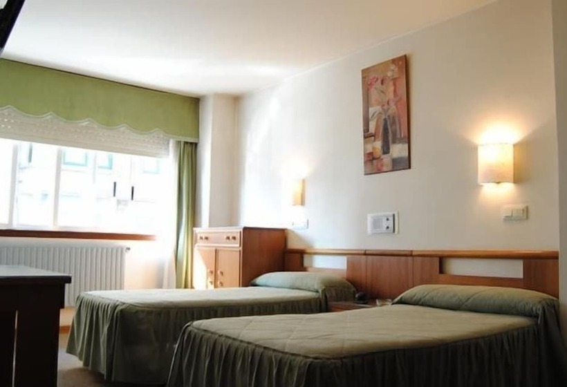 스탠다드 룸, Hostal Palas